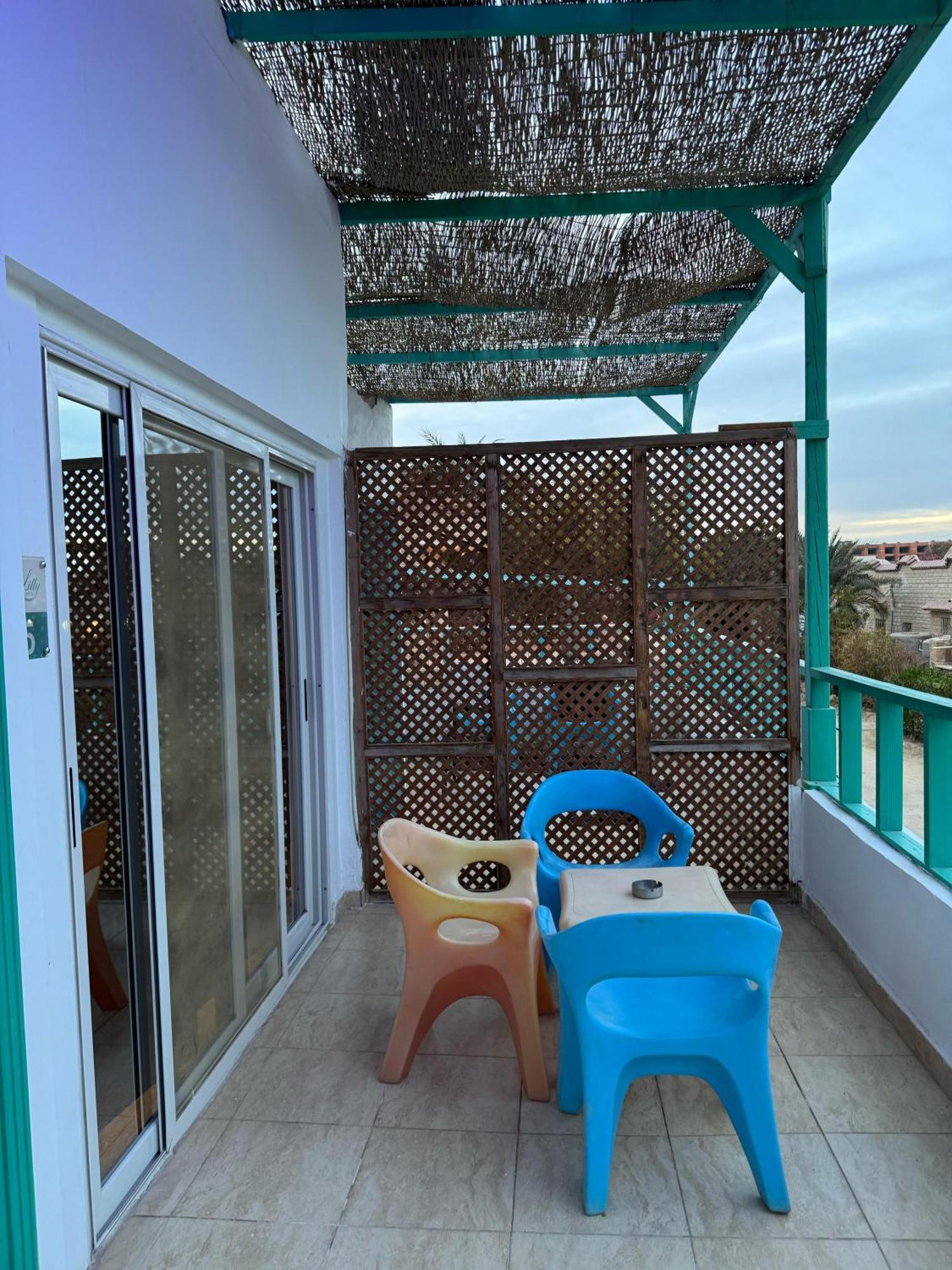 Lilly Rooms And Studio Hurghada Exterior photo