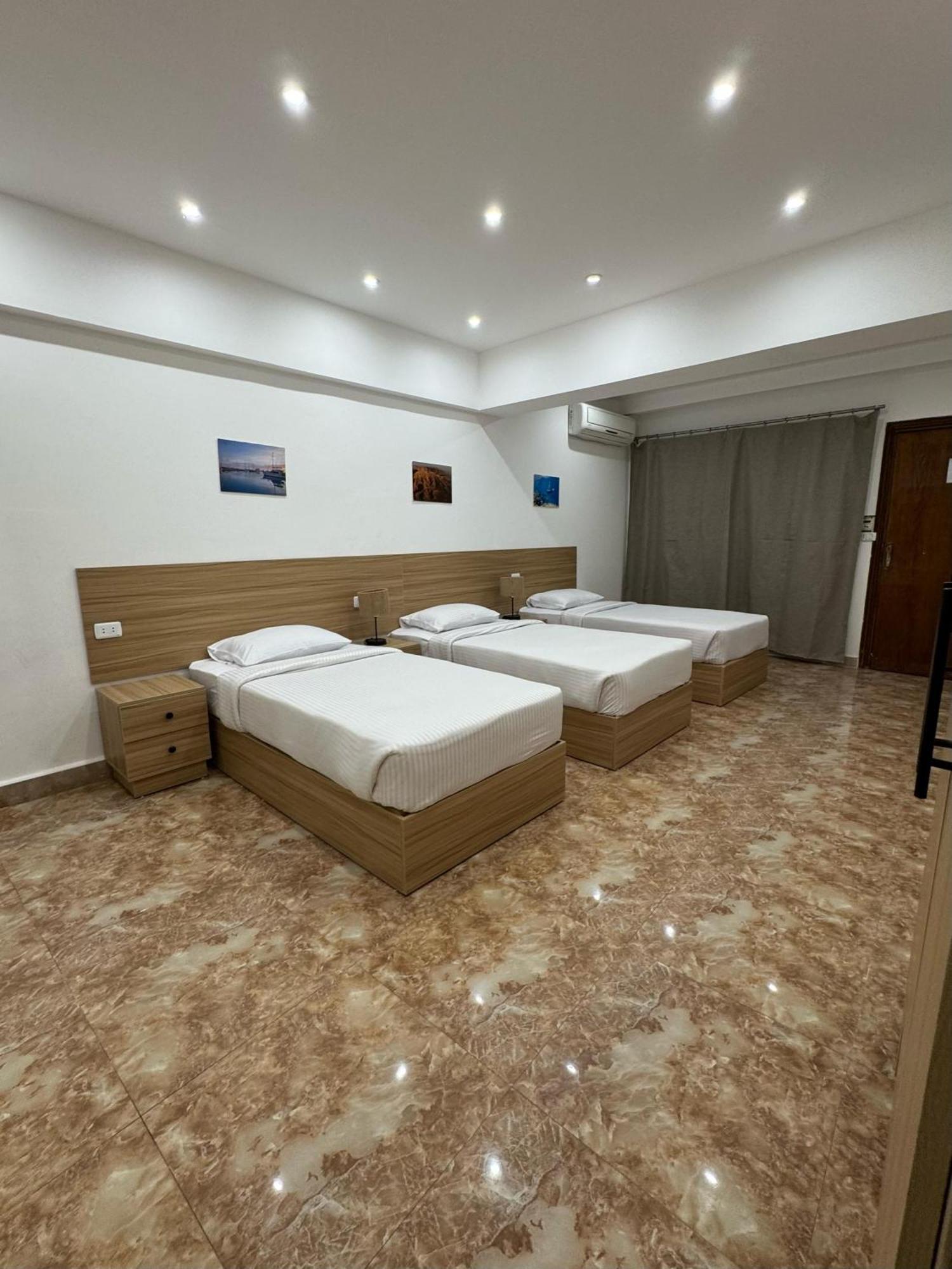 Lilly Rooms And Studio Hurghada Exterior photo